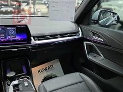 بی ئێم دەبڵیو X1